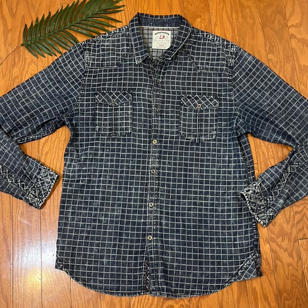 Men’s Scully Plaid Denim Button Down Shirt by Thread & Cloth / Size Large